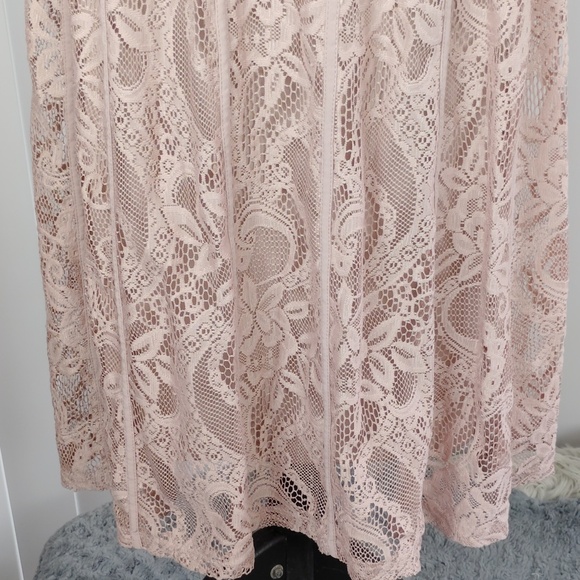 Candalite Women's Sleeveless Lace Maxi Dress. - Picture 7 of 15